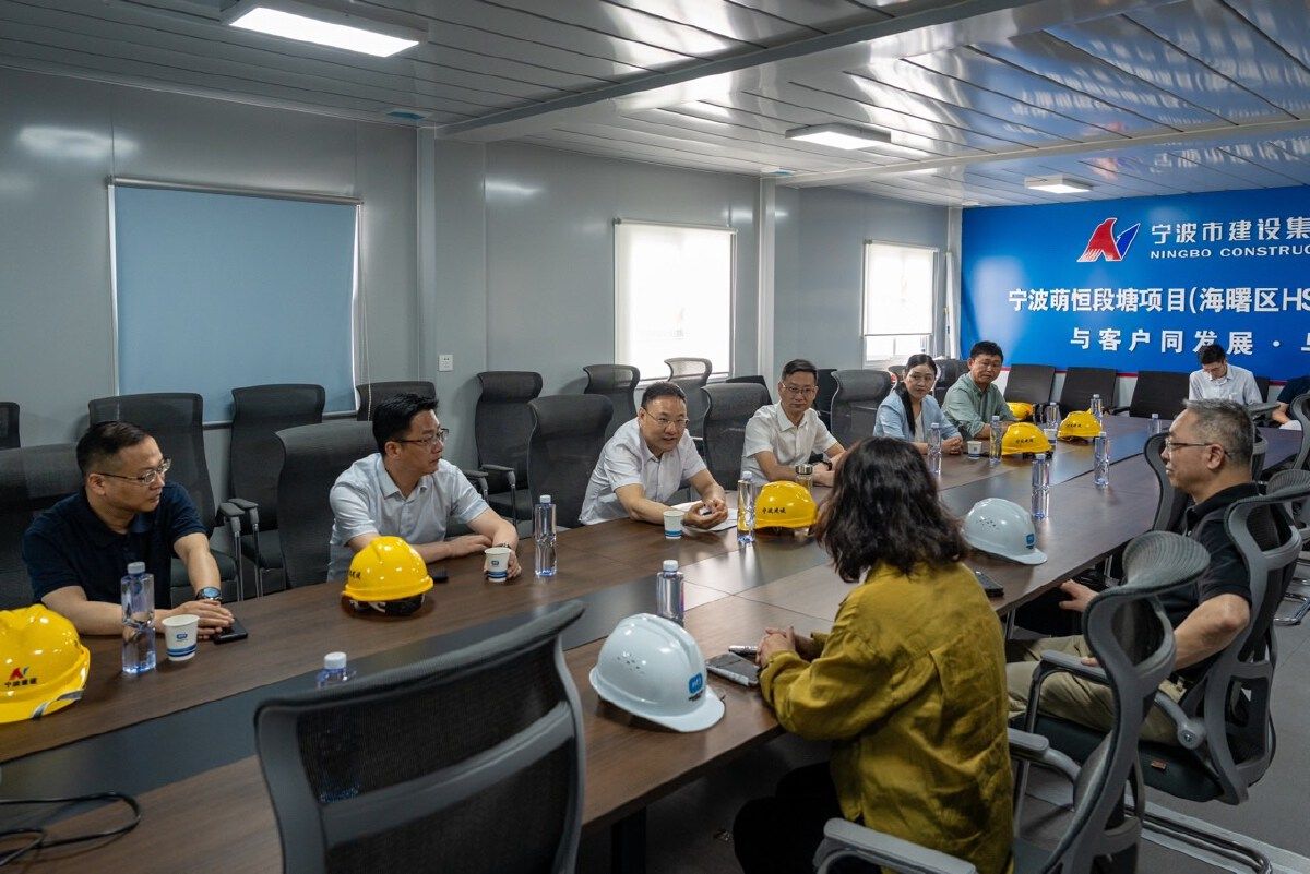 海曙區委副書記、區長徐洪濤赴萌恒段塘項目現場走訪調研